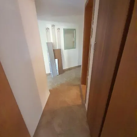 Yassen Close To Sea And Апартаменты